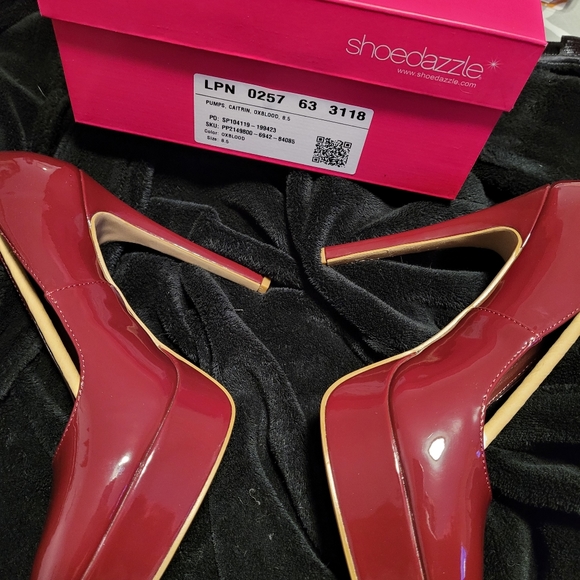 Oxblood 8.5 pumps - Picture 3 of 5